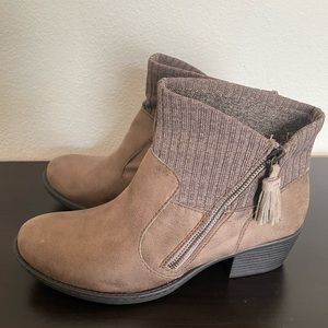 BØC Ankle Boots